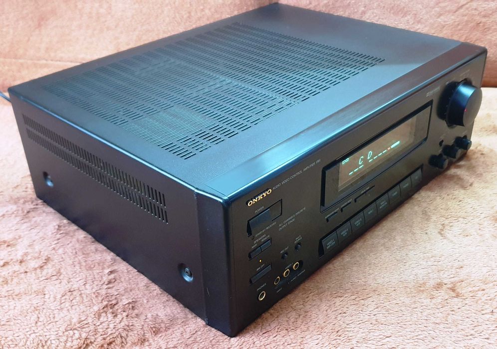 Onkyo A-SV610Pro amplificator, 2X125W pe 8 Ohm