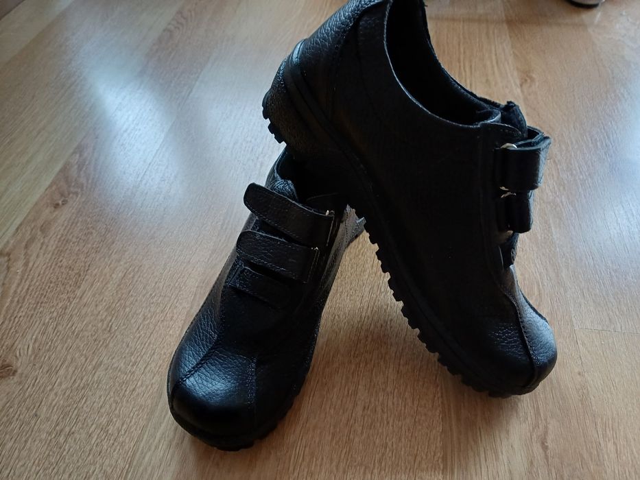 Ест.кожа обувки н.38 /стелка 25см/