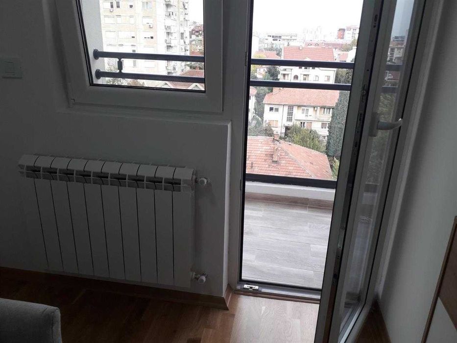 Дава се под наем Едностаен апартамент в Пловдив, Каменица 1 - 45 кв.м за 173.4 € - Снимка #1