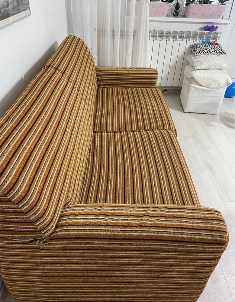 Canapea extensibila