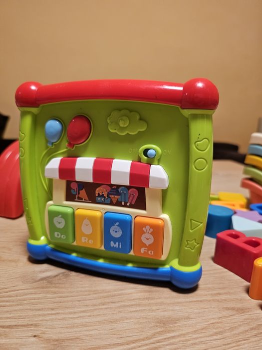 Интерактивен куб за игра