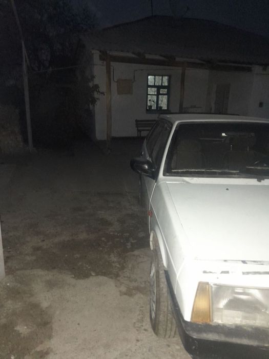 Срочно продаётся машина 09