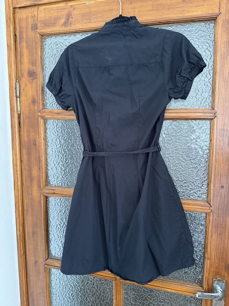 Rochie neagra tip camasa Gina Tricot