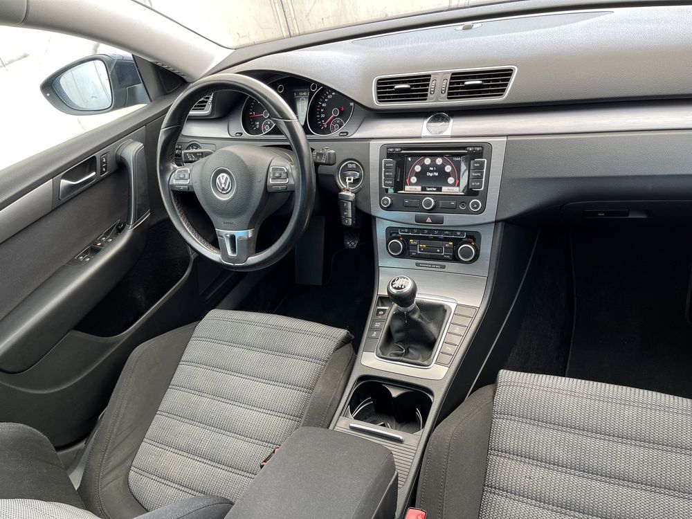 Vw Passat 2.0tdi-140cp highline 2012 navi/Climatronic/jante 17’