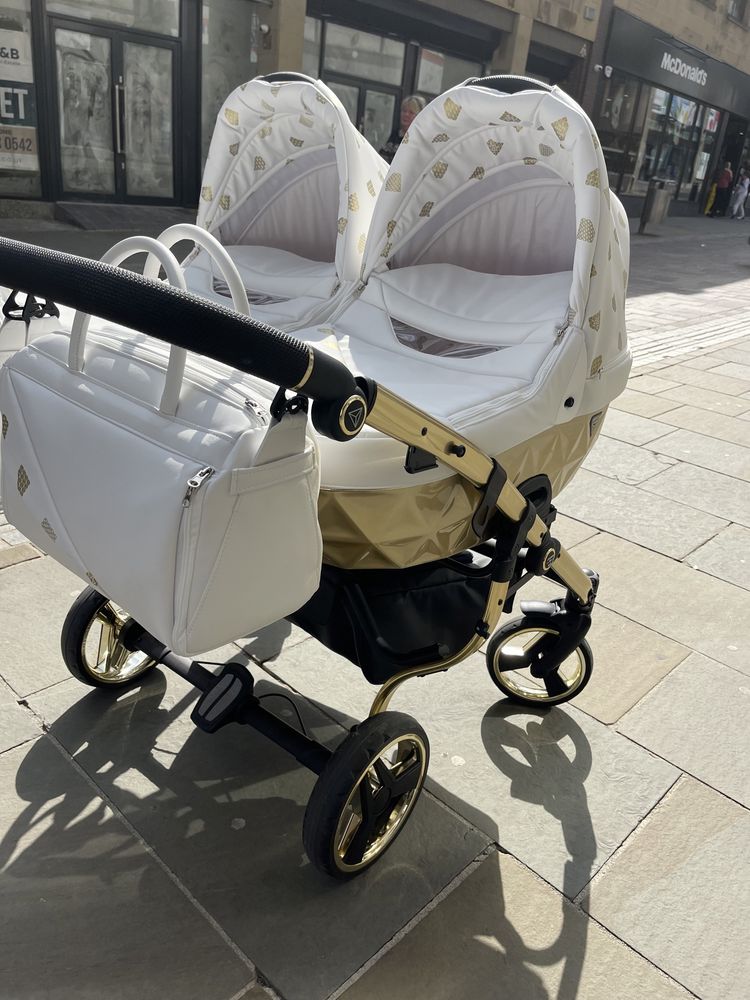 Cărucior gemeni Junama Diamond 3 in 1