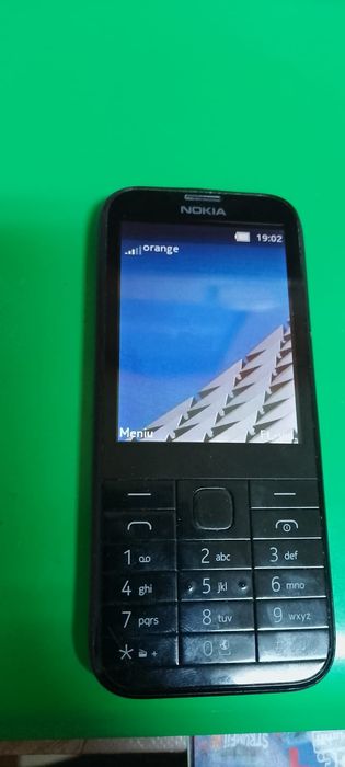 Telefon nokia 225