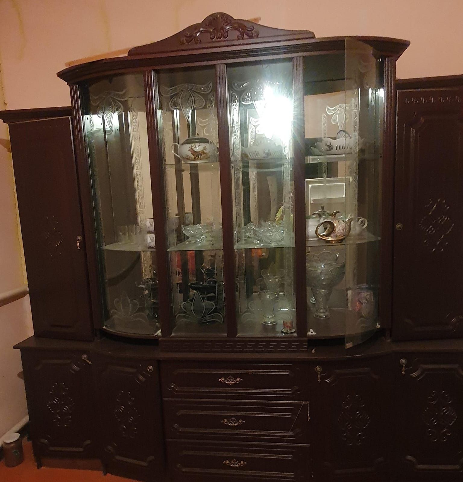 Стенка б/у сарыағаш
