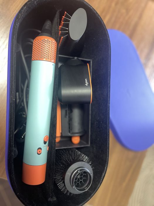 Dyson Airwrap, ca nou