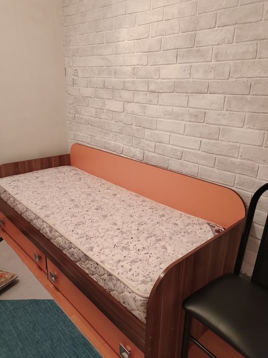 Продам кровать детскую