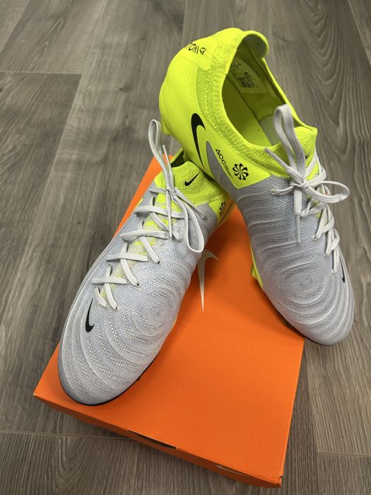Ghete de fotball nike phantom GX pro marimea 42,5