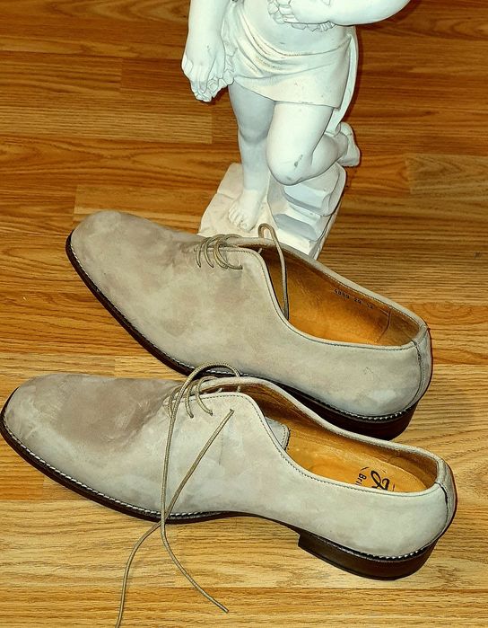 Vând pantofi model unicat, lucrati pe comandă, de ocazie!