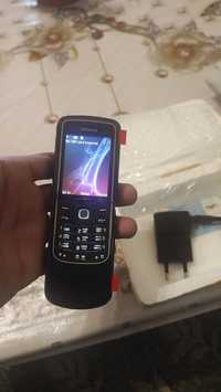 Nokia 8600 Luna Yanggi