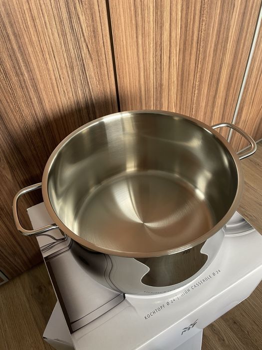 WMF Diadem Plus Тенджера  24см 6.5 литра с капак + 16см 1.5 литра