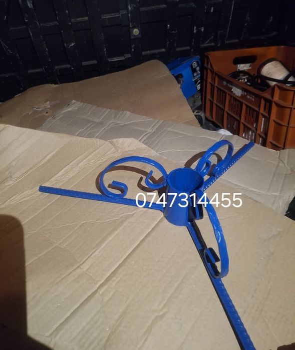 Supori de brad la comanda