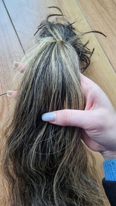 Продавам  200 гр кератинови кичури