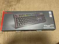 Vand tastatura mecanica Genesis 210 RGB si mouse pad