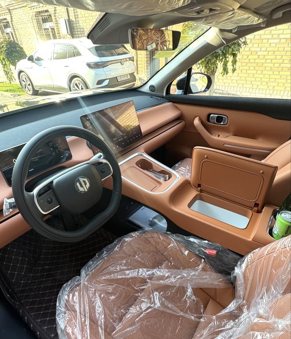 Leapmotor C-16 Hybrid 2026 restyling model