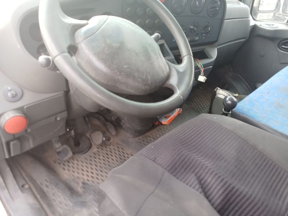 Dezmembrez Iveco 6.5 t