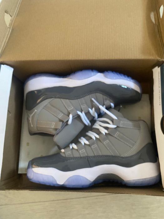 Джорданы 11 в хорошем состояние