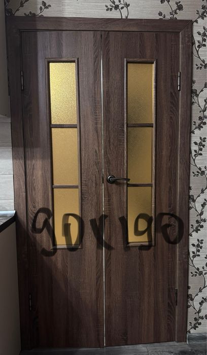 Продам двери межкомнатные