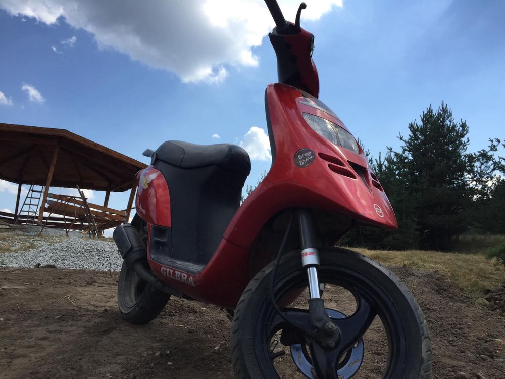Скутер Gilera Storm*стартер*