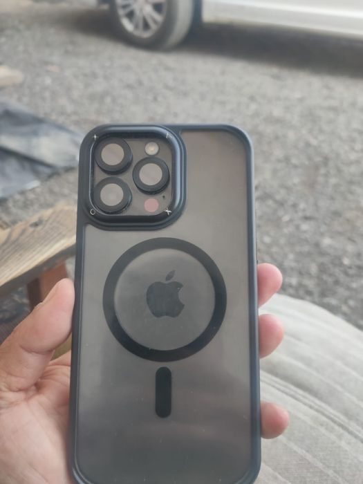 Продам Айфон 14 про макс