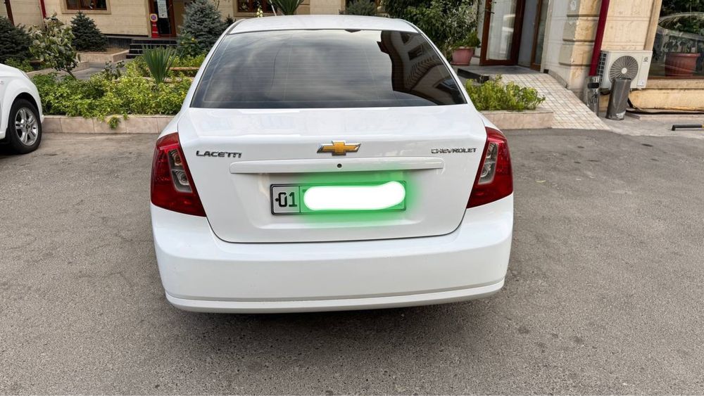 Gentra sotiladi yaxshi holatda