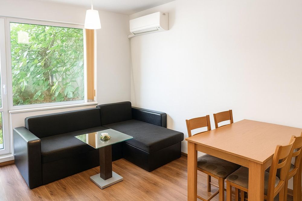 Изгоден ДВУСТАЕН апартамент в кв. Кючук Париж