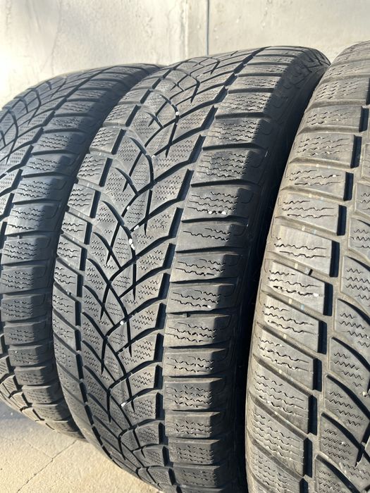 4 бр. зимни гуми 235/50/19 GoodYear AO SUV DOT 1019 5-6 mm