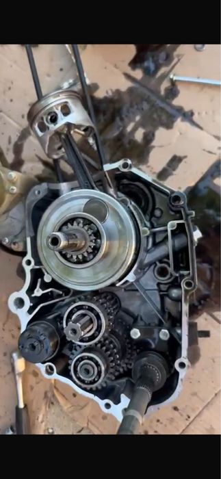 Piese cross 140cc in stare pefecta