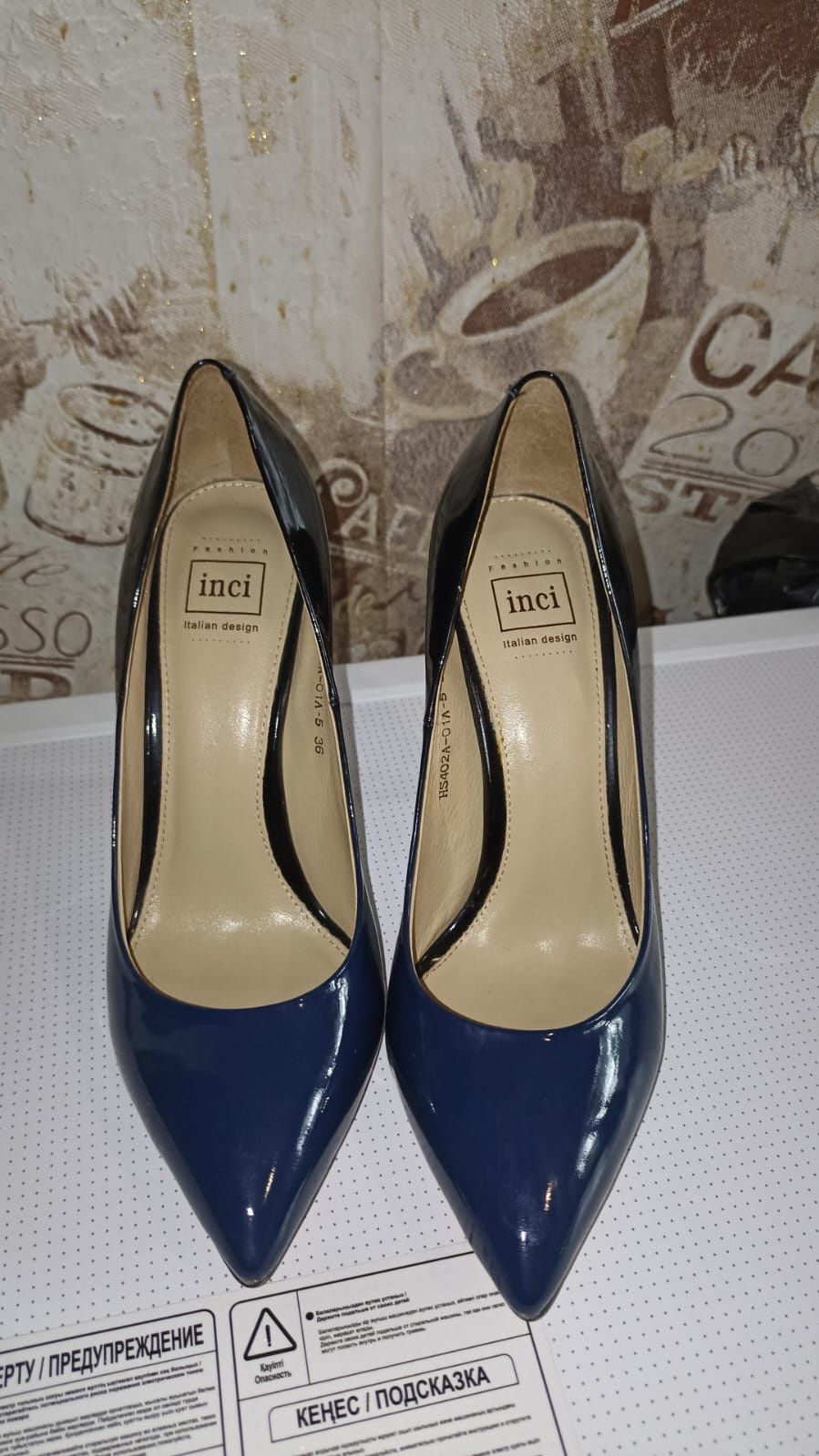 Продам туфли новые 36-37р