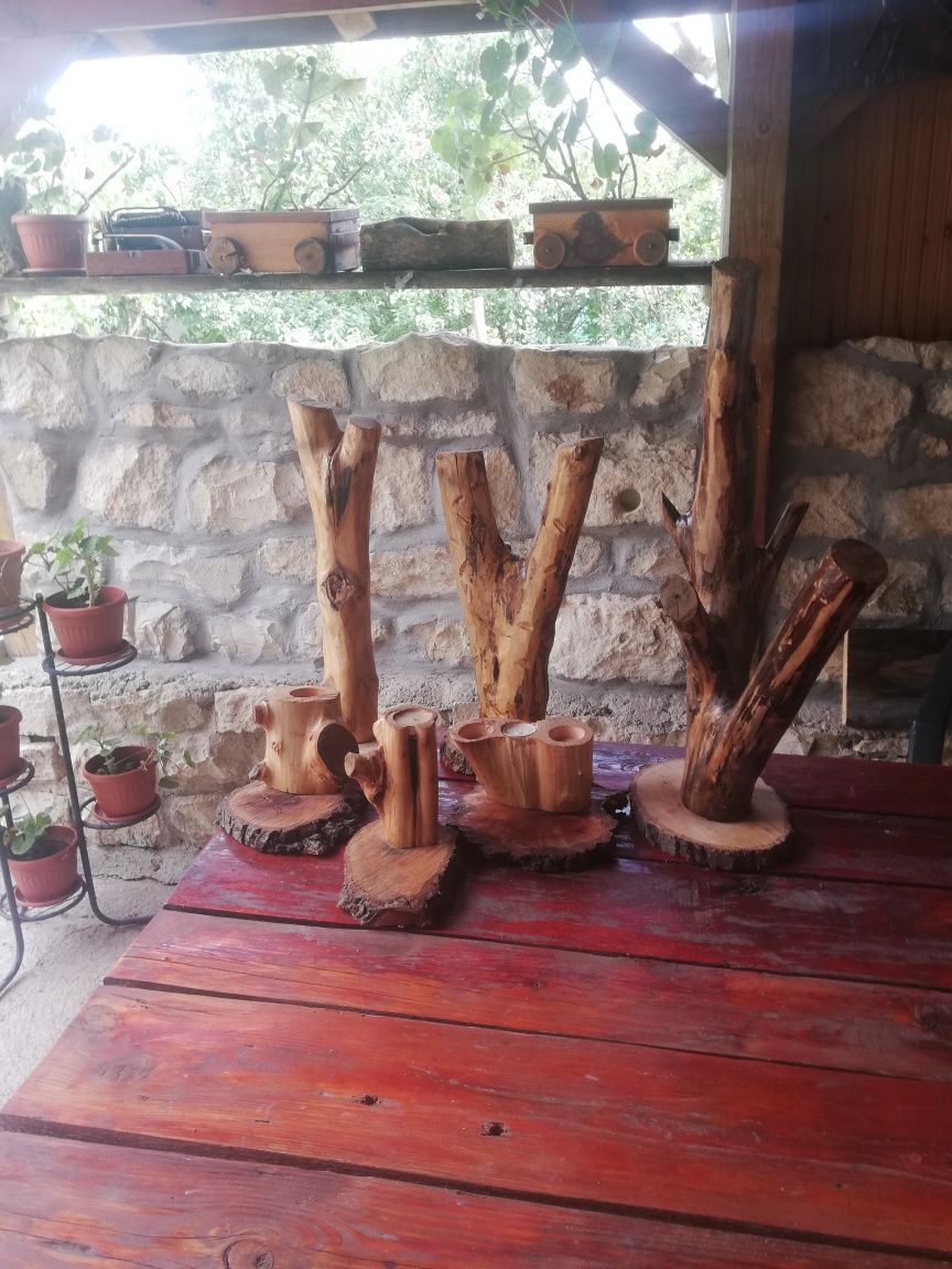 Свещници и закачалки за ключове