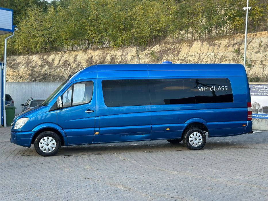 Mercedes sprinter  318 8+1  motor 3 mi 319 318 316 315 313 213