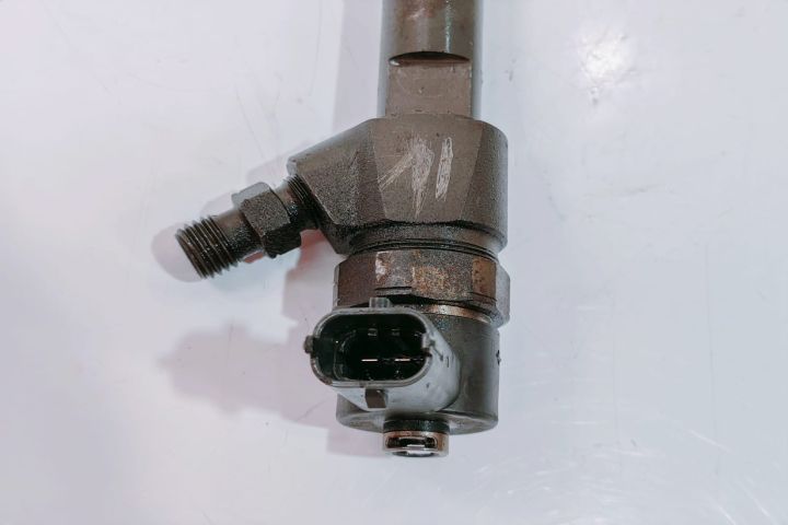Injector 1.9 cdti 0445110159  Opel Zafira B seria