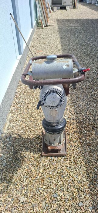 Mai Compactor  Utilizat