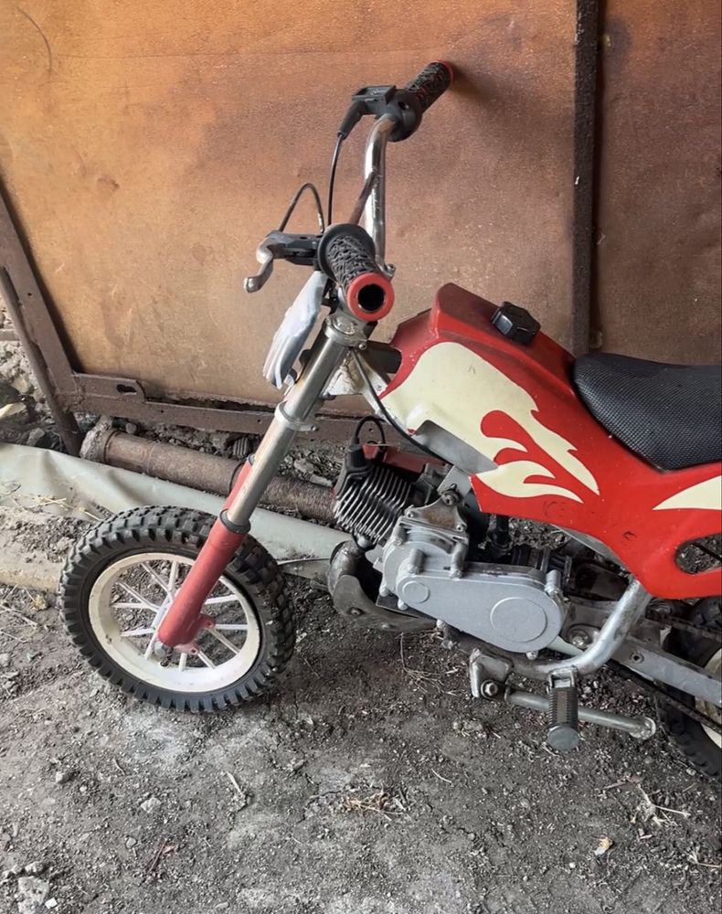 Детски бензинов мотор 49 cc кубиков с резервен двигател