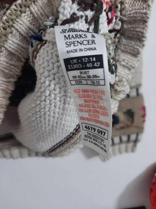 Pulover Marks&Spencer 50 lei