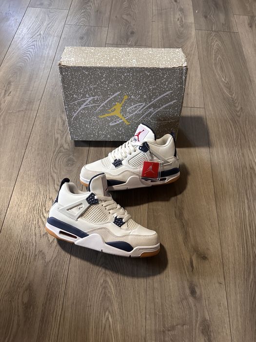 Jordan 4 Retro