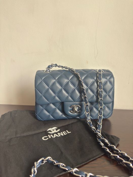 Chanel чанта синя нова