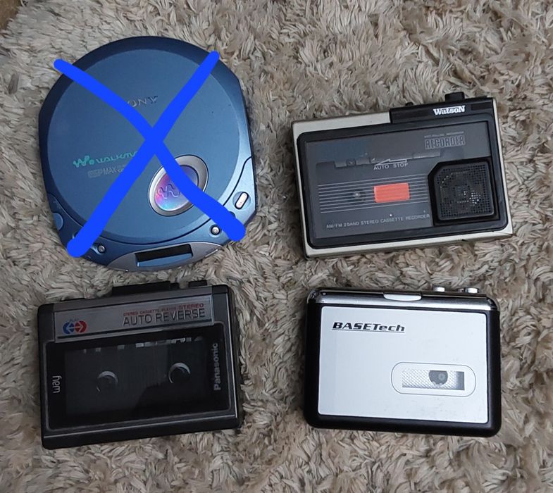 Vând CD player Sony , mp3 Sony , casetofon portabil