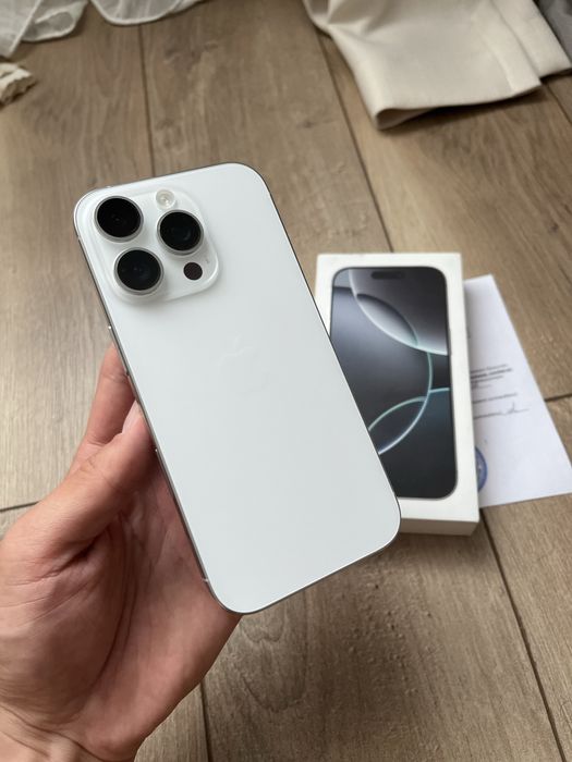 Iphone 16 pro, айфон 16 про на гарантии