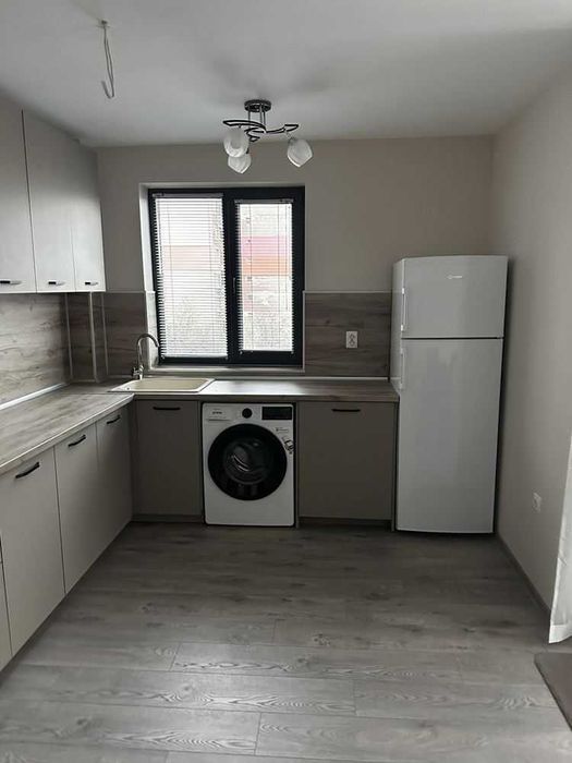 Дава се под наем Двустаен апартамент в Пловдив, Център - 60 кв.м за 450 € - Снимка #1