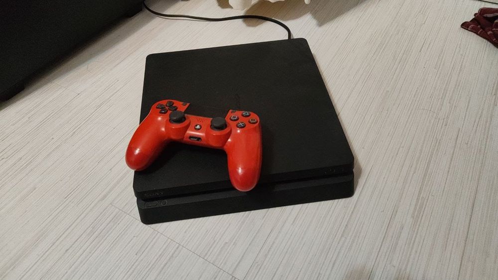Playstation 4 slim 1tb