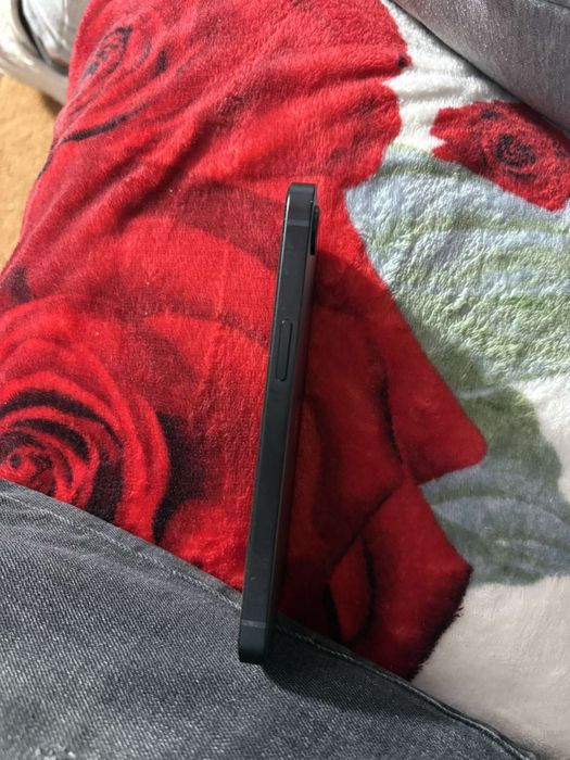 Vand/schimb Iphone 16e