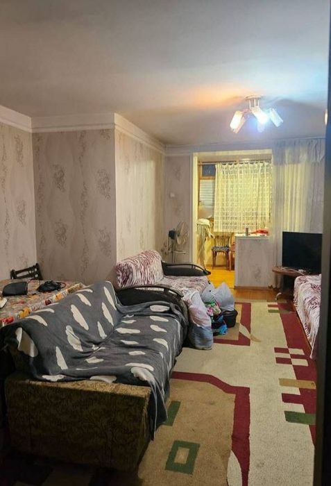 Квартира продаётся Чиланзар 1 квартал 3/5/5 кирпич ул Мукимий