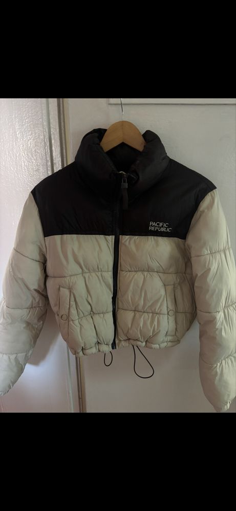 Яке от Pull&bear
