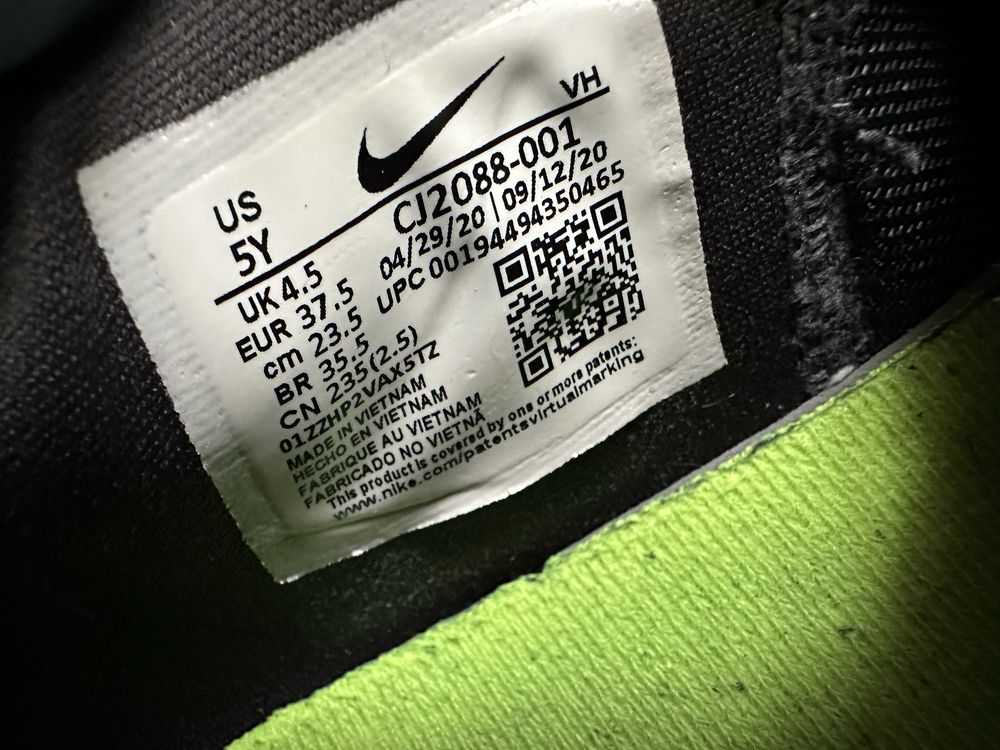 Nike Air Zoom CJ2088-001