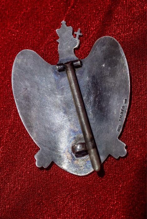 Insigna regimentala regalistã