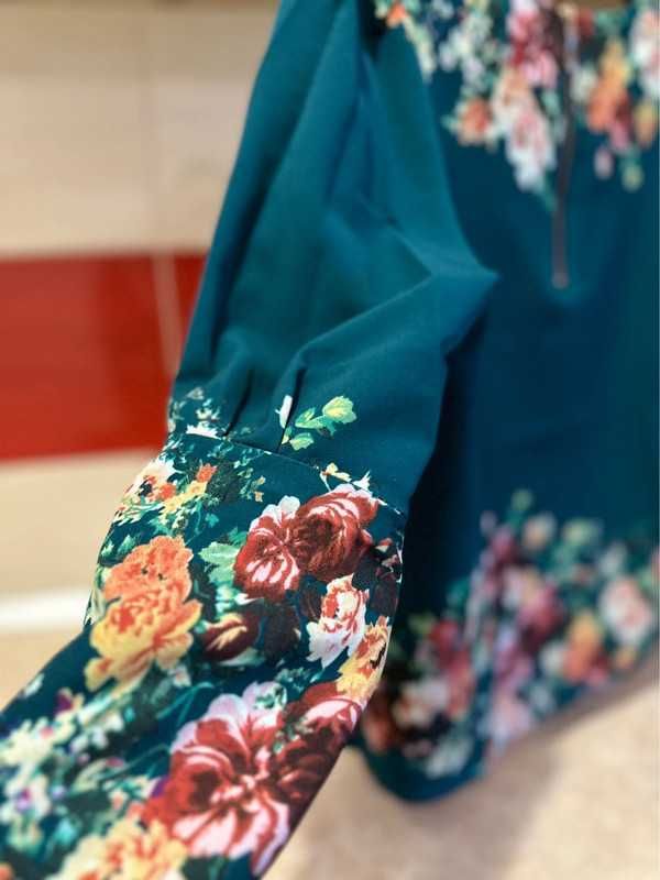 Bluza turcoaz cu maneca lunga imprimeu floral