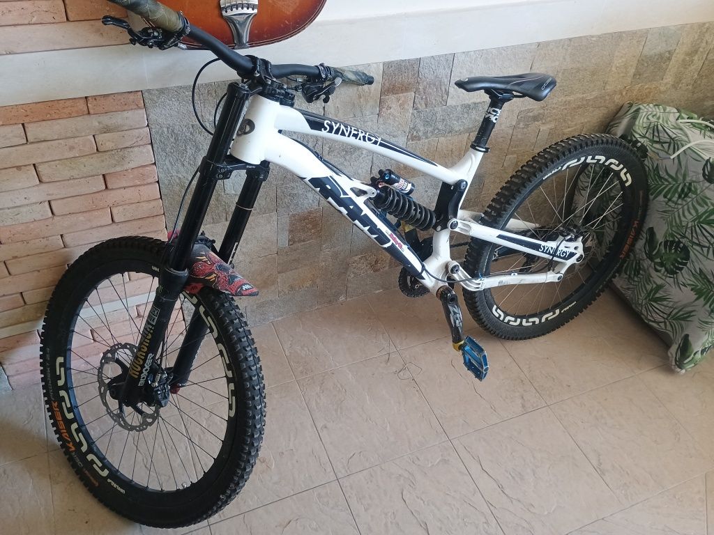 Велосипед SYNERGY